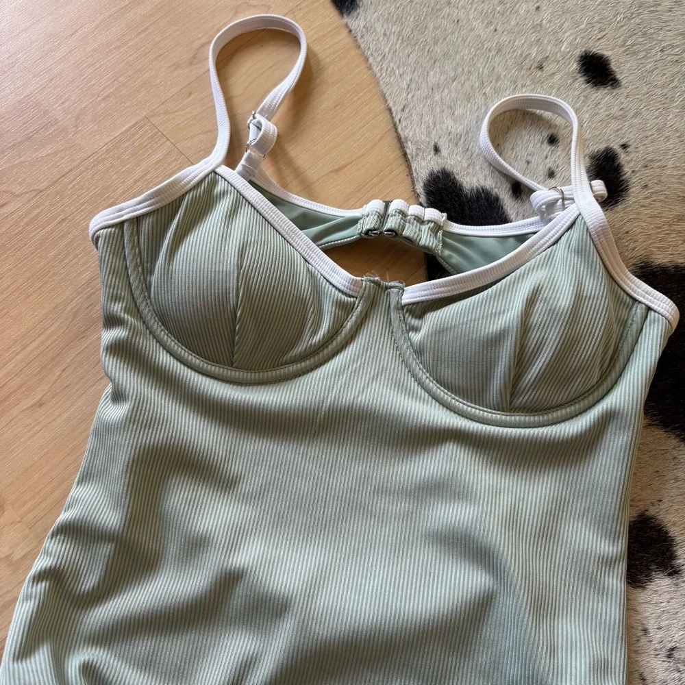 HANA SWIM Reagan One Piece‎ Swimsuits Size Small